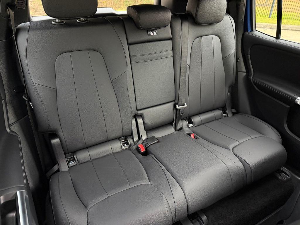 used 2024 Mercedes-Benz GLB 250 car, priced at $34,880