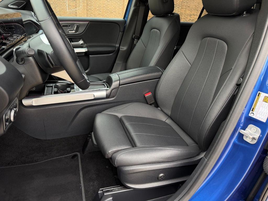 used 2024 Mercedes-Benz GLB 250 car, priced at $34,880