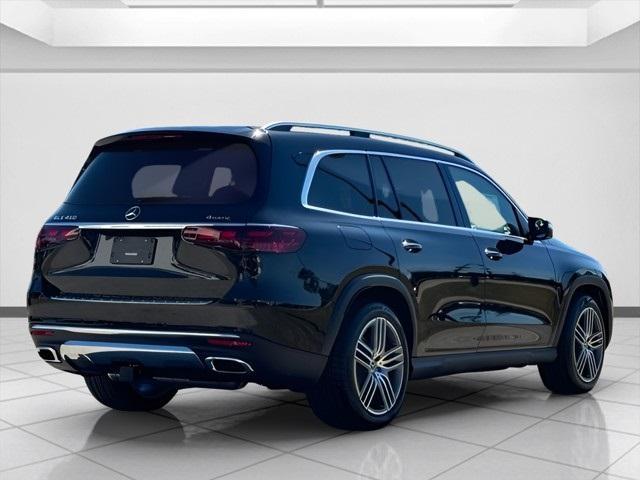 new 2025 Mercedes-Benz GLS 450 car, priced at $86,945