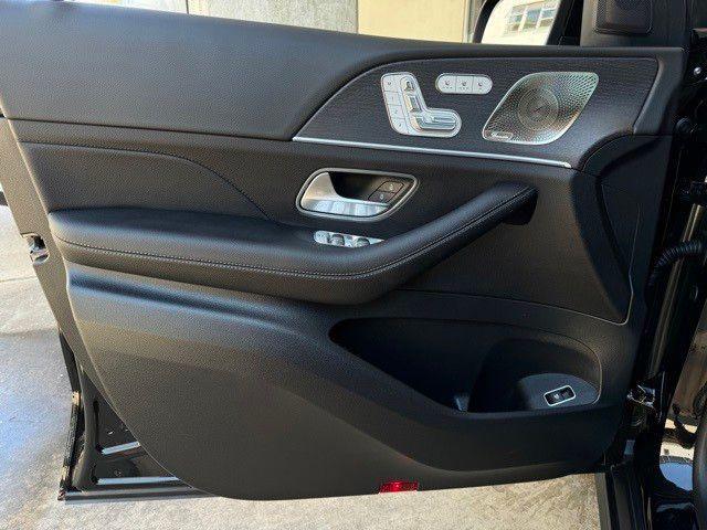 new 2025 Mercedes-Benz GLS 450 car, priced at $86,945