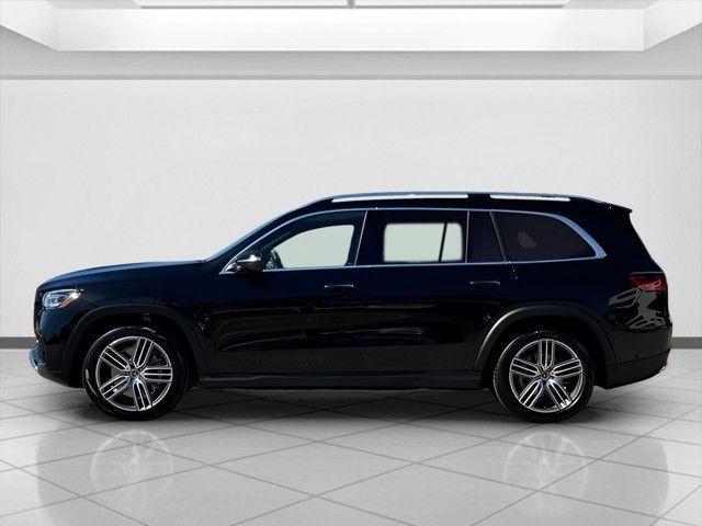 new 2025 Mercedes-Benz GLS 450 car, priced at $86,945