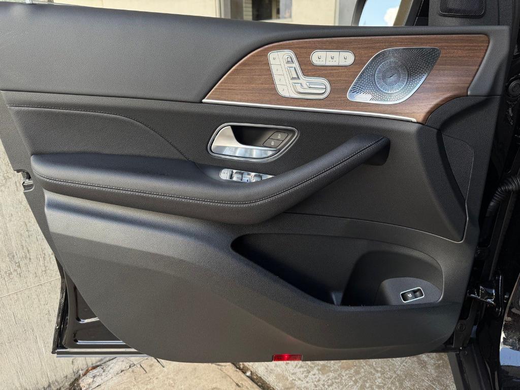 new 2026 Mercedes-Benz GLE 350 car, priced at $71,550