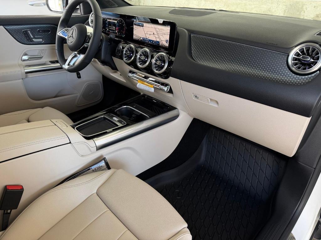 new 2026 Mercedes-Benz GLA 250 car, priced at $47,795