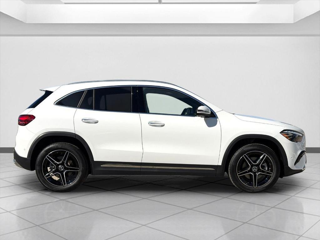 new 2026 Mercedes-Benz GLA 250 car, priced at $47,795