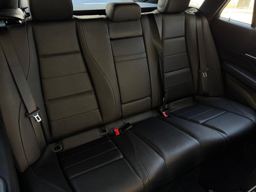 new 2026 Mercedes-Benz GLE 450 car, priced at $83,830