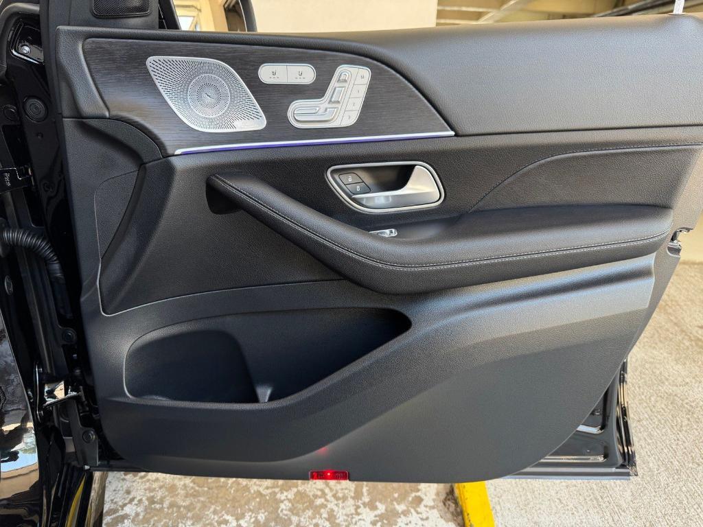 new 2026 Mercedes-Benz GLE 450 car, priced at $83,830