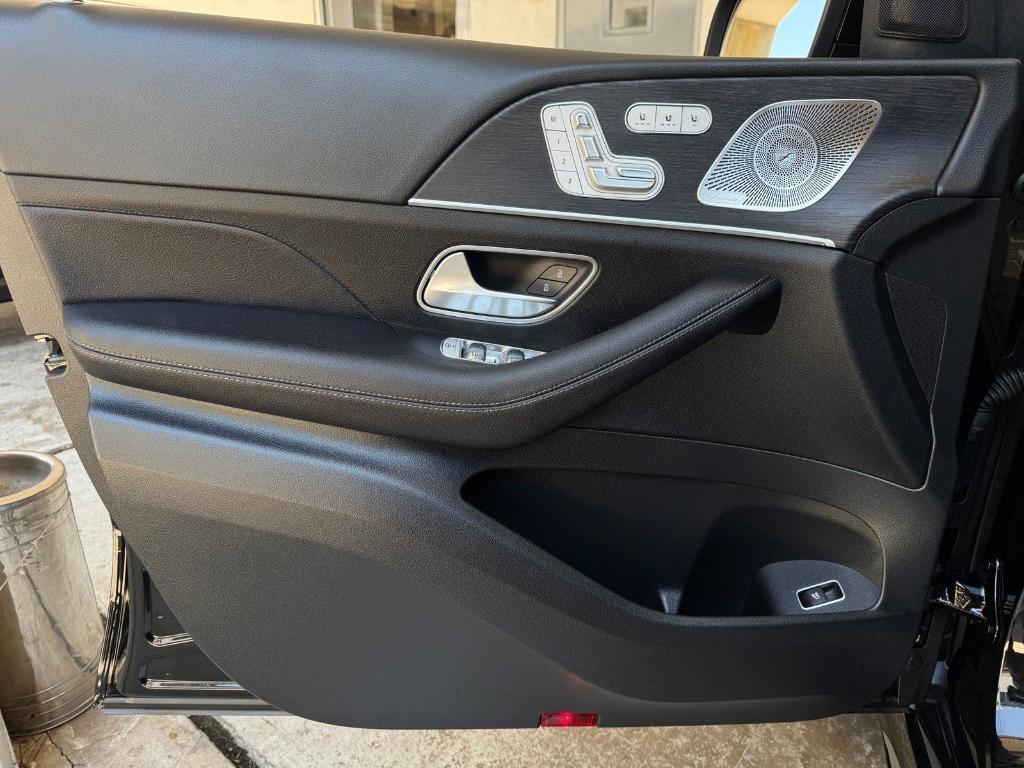 new 2026 Mercedes-Benz GLE 450 car, priced at $83,830