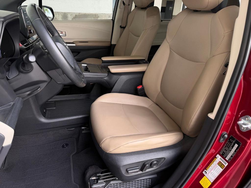 used 2021 Toyota Sienna car, priced at $32,440