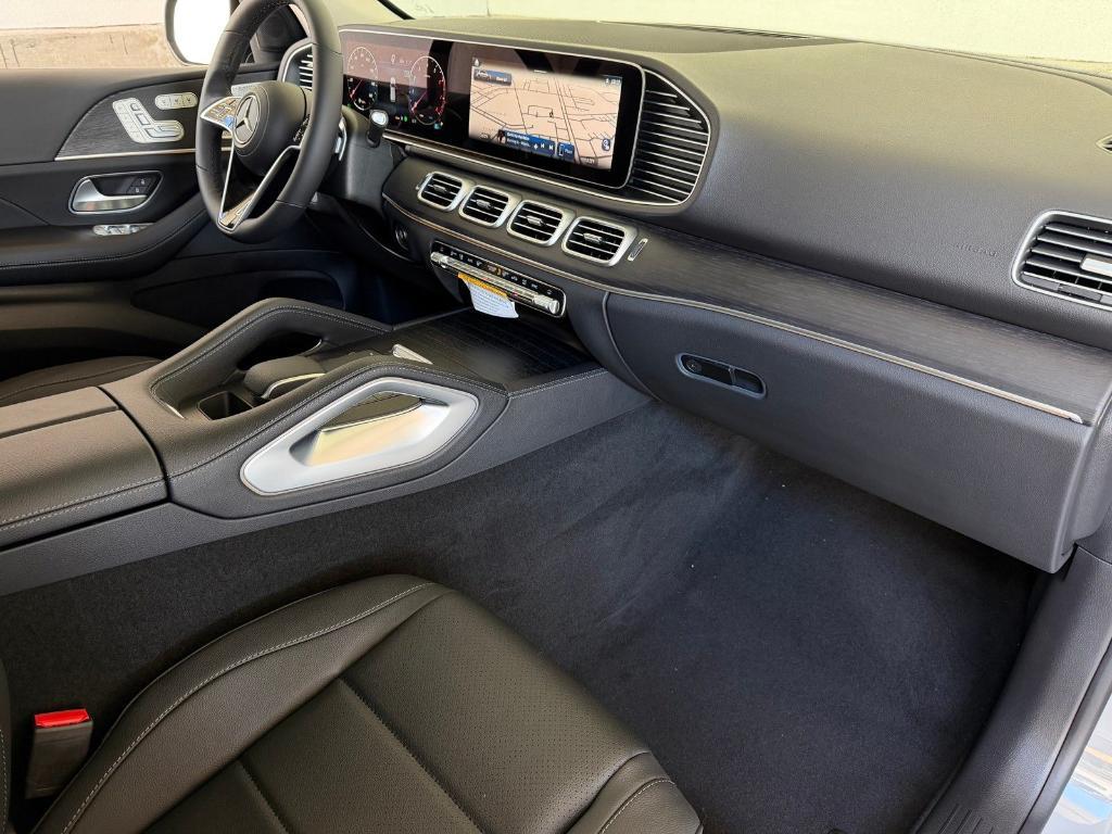 new 2026 Mercedes-Benz GLE 450 car, priced at $84,155