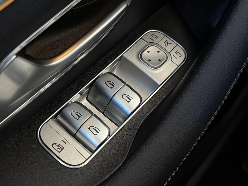 new 2026 Mercedes-Benz GLE 450 car, priced at $84,155