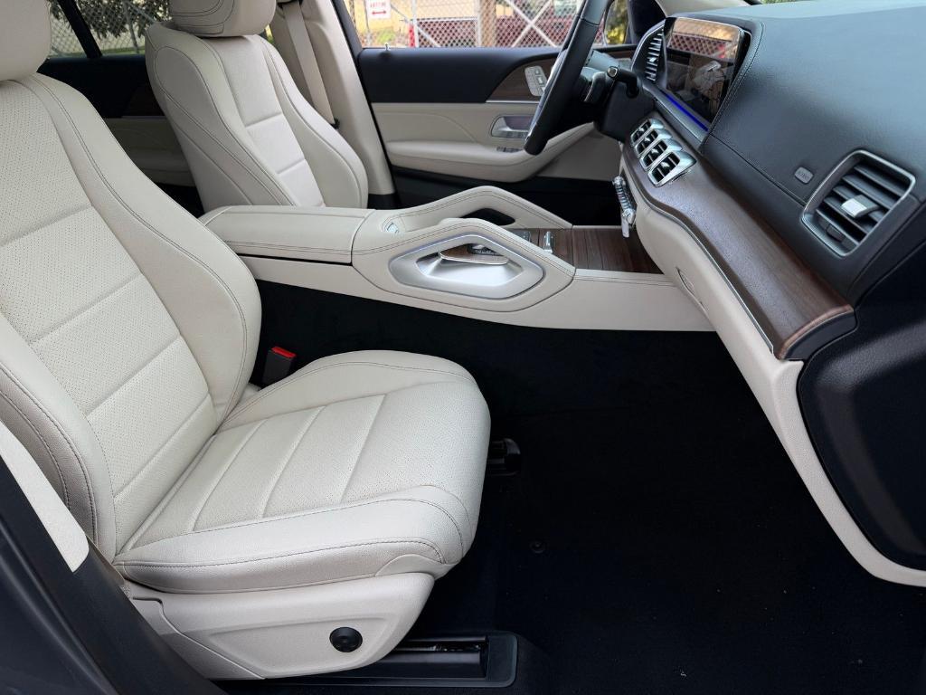 new 2026 Mercedes-Benz GLE 450 car, priced at $79,645