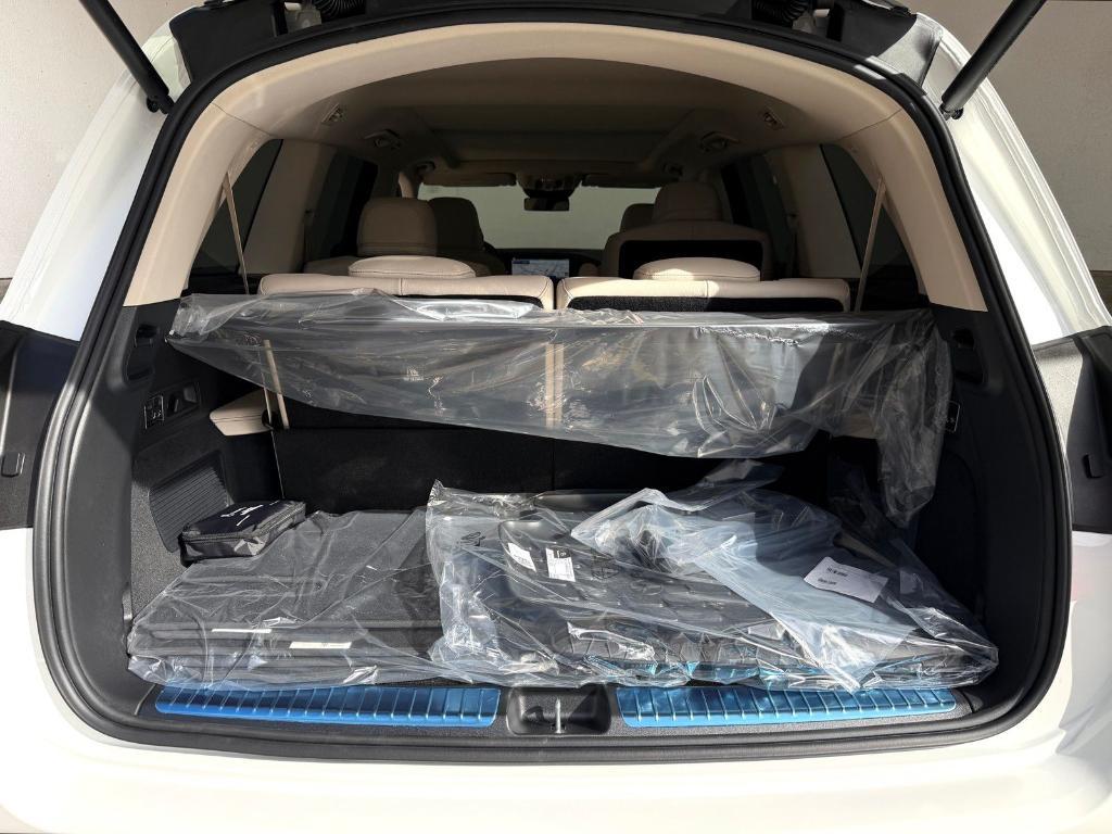 new 2026 Mercedes-Benz GLS 450 car, priced at $103,600