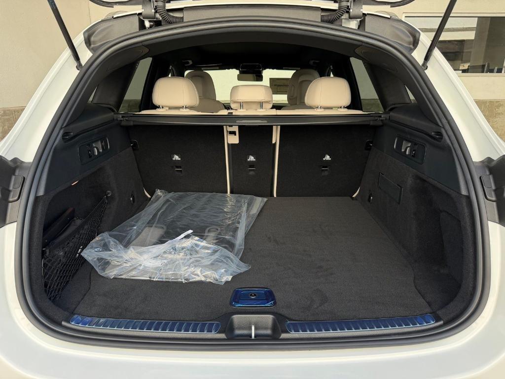 new 2026 Mercedes-Benz GLC 300 car, priced at $52,885