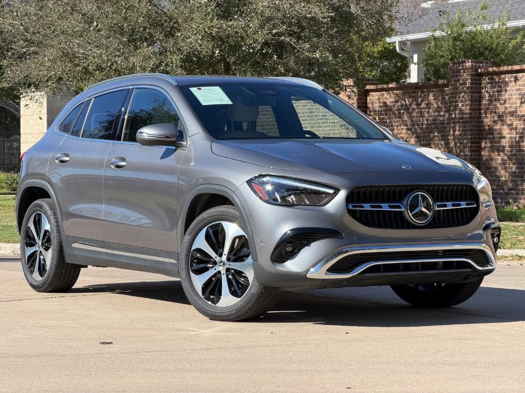 used 2025 Mercedes-Benz GLA 250 car, priced at $38,880