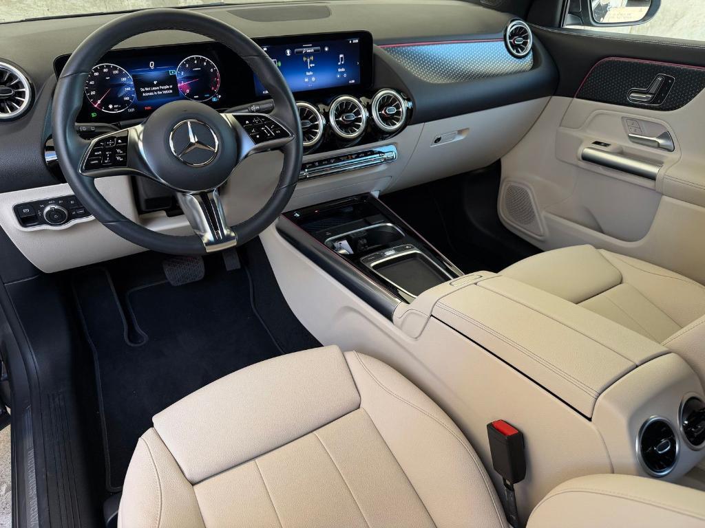 used 2025 Mercedes-Benz GLA 250 car, priced at $38,880