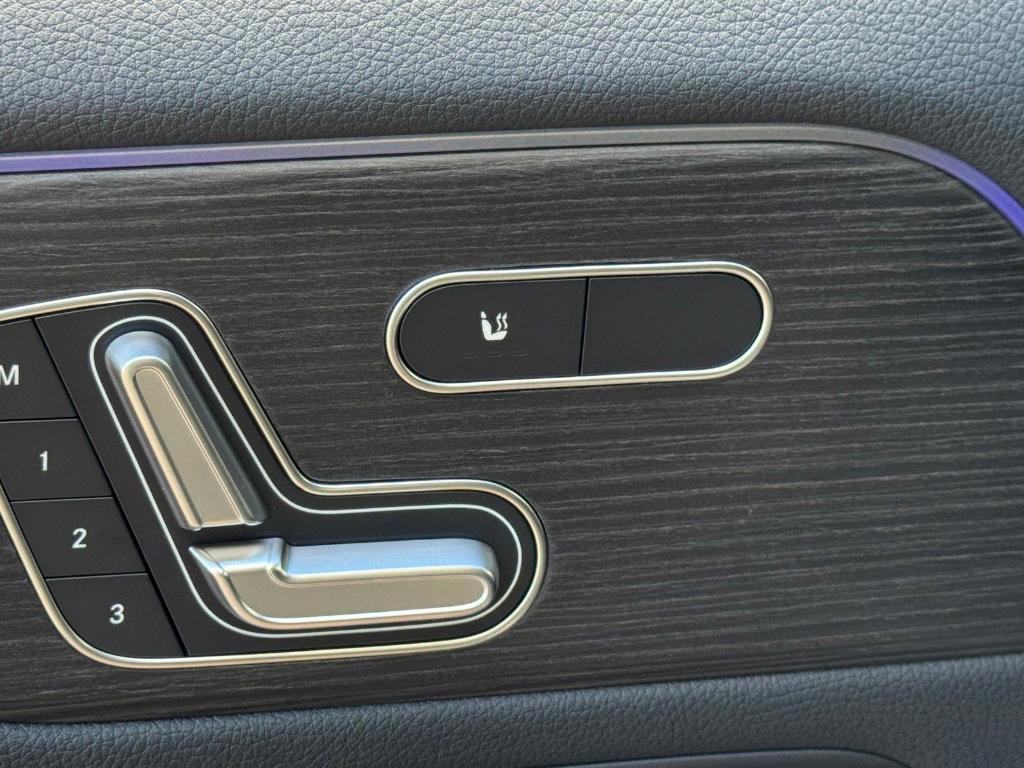 new 2026 Mercedes-Benz GLA 250 car, priced at $48,095