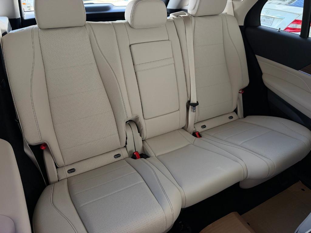 new 2026 Mercedes-Benz GLE 350 car, priced at $75,360