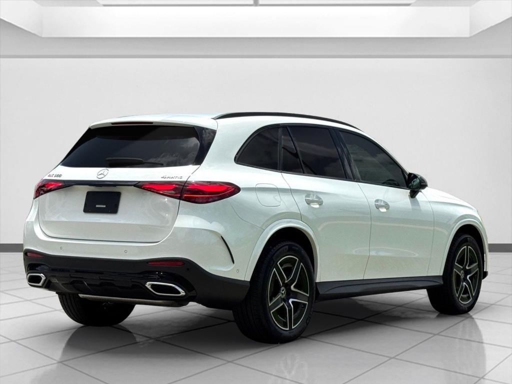 new 2025 Mercedes-Benz GLC 300 car, priced at $56,335