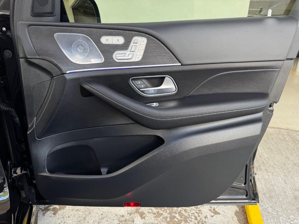 new 2026 Mercedes-Benz GLE 350 car, priced at $75,750