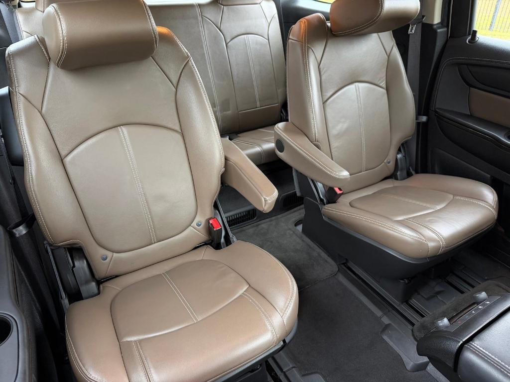 used 2015 GMC Acadia car, priced at $10,440