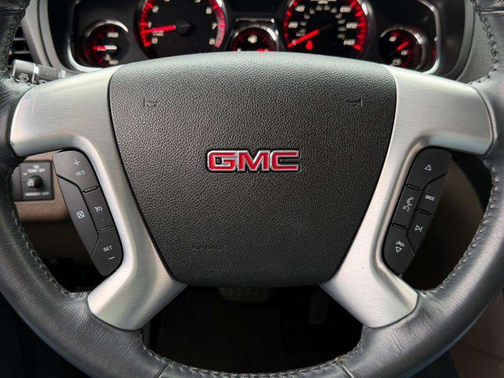 used 2015 GMC Acadia car, priced at $10,440