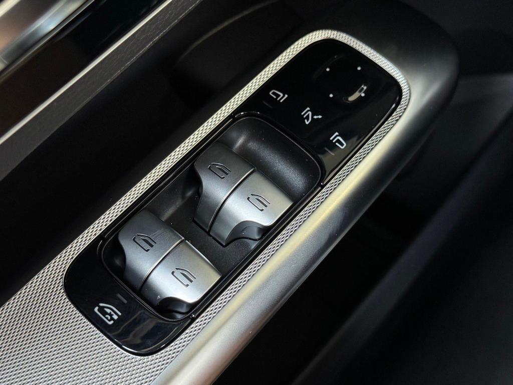 new 2026 Mercedes-Benz GLC 300 car, priced at $56,085