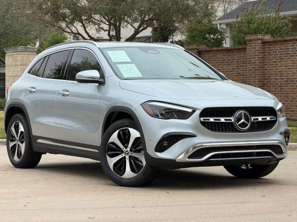 used 2025 Mercedes-Benz GLA 250 car, priced at $36,880