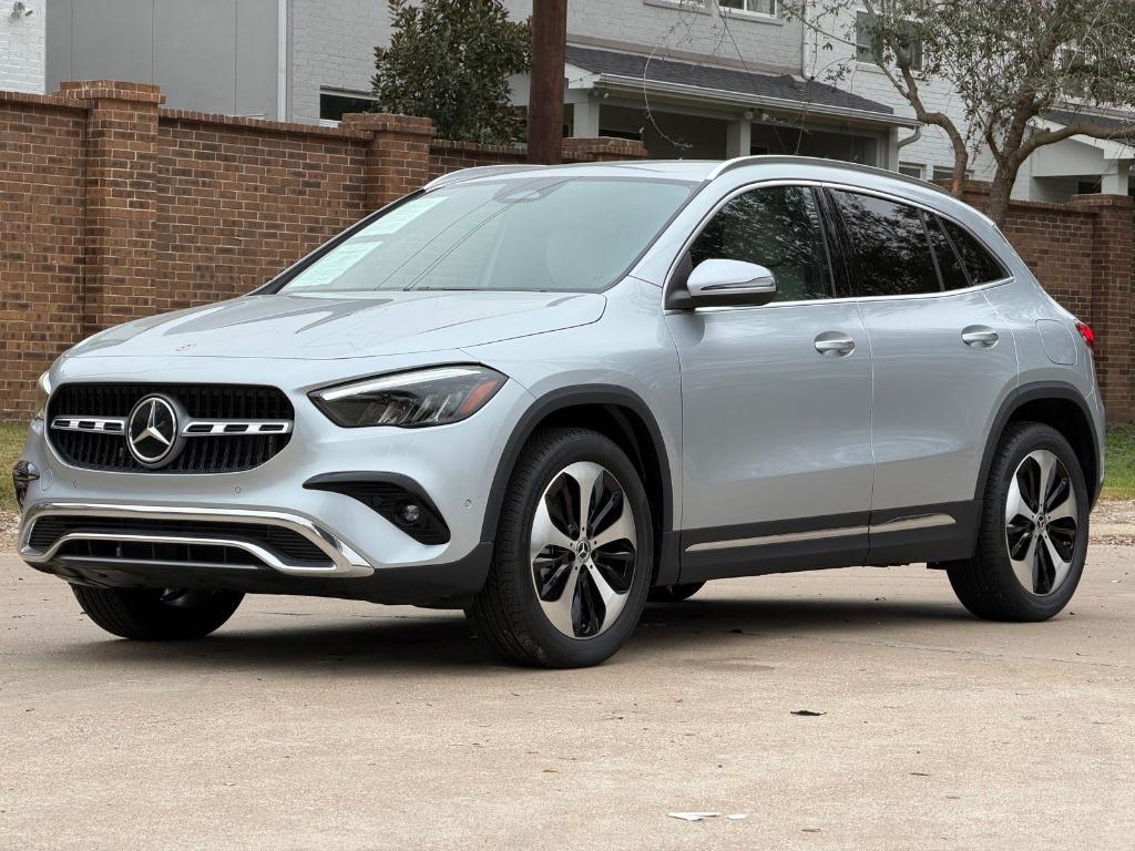 used 2025 Mercedes-Benz GLA 250 car, priced at $34,880