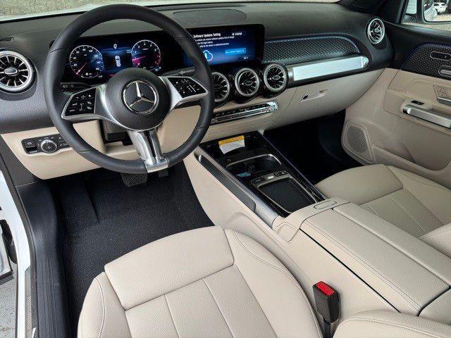 new 2025 Mercedes-Benz GLB 250 car, priced at $46,985
