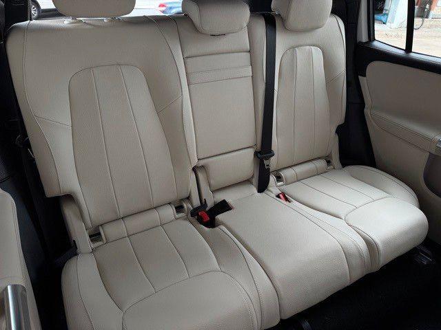 new 2025 Mercedes-Benz GLB 250 car, priced at $46,985