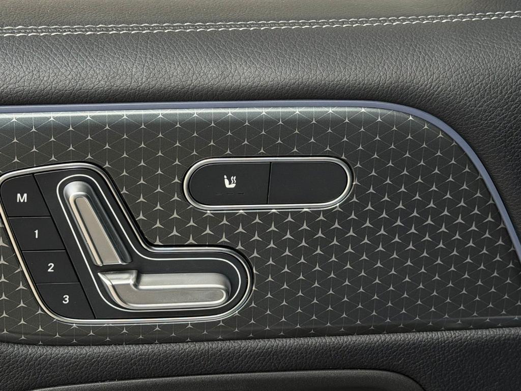 used 2024 Mercedes-Benz GLB 250 car, priced at $35,880