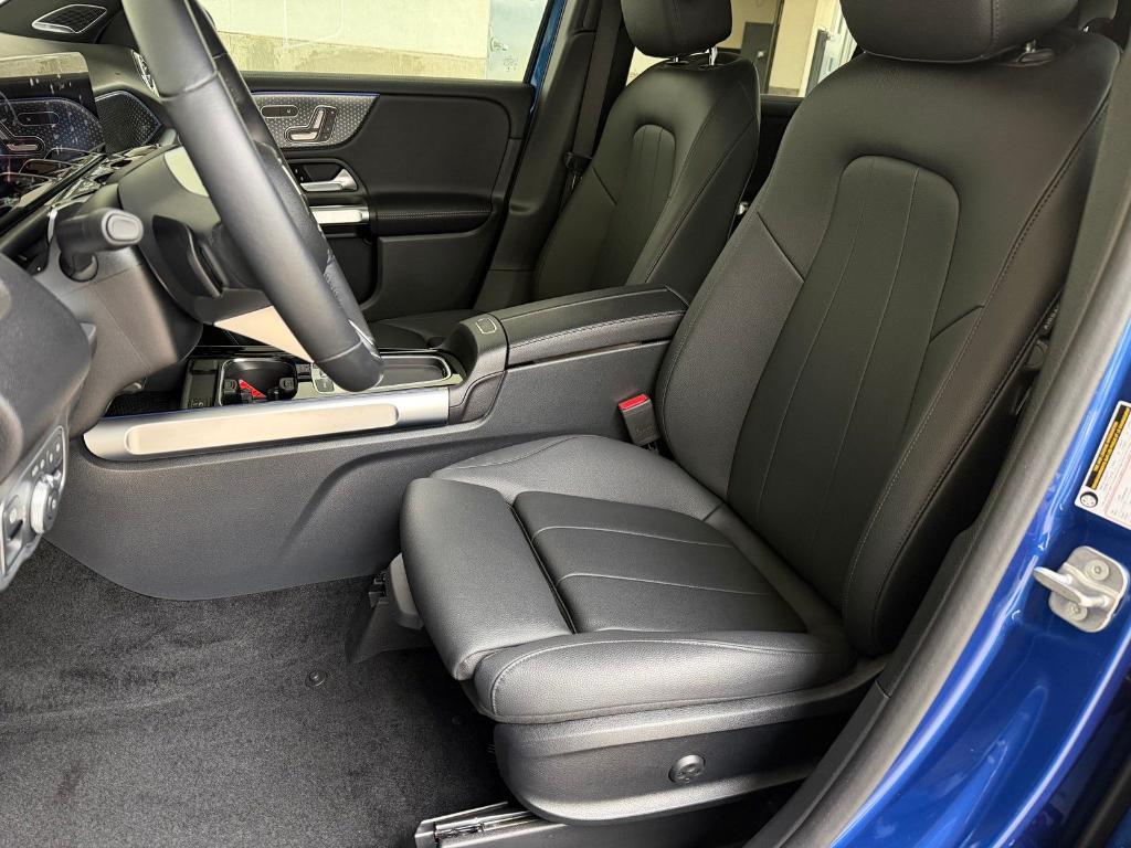 used 2024 Mercedes-Benz GLB 250 car, priced at $35,880