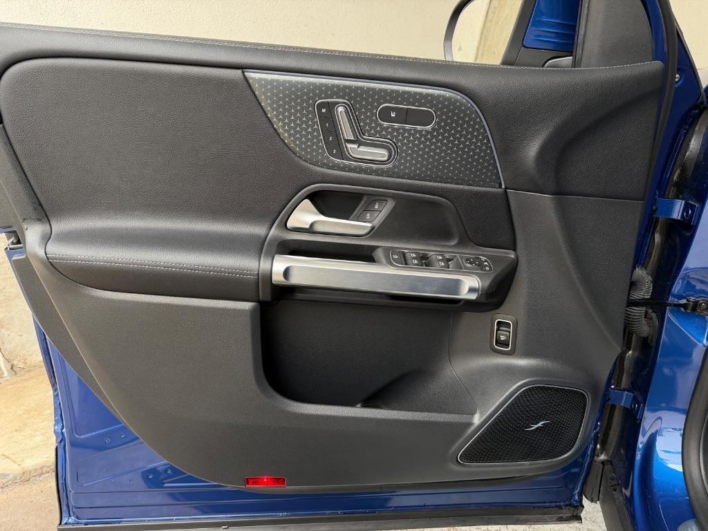 used 2024 Mercedes-Benz GLB 250 car, priced at $37,880