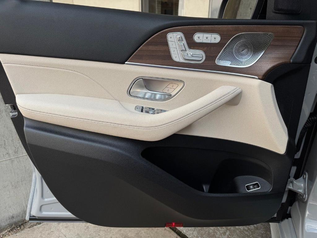 new 2026 Mercedes-Benz GLE 450 car, priced at $79,645