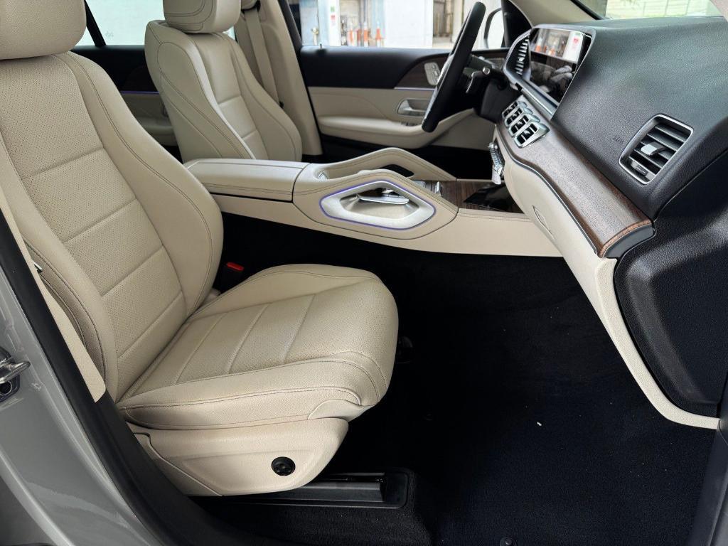 new 2026 Mercedes-Benz GLE 450 car, priced at $79,645