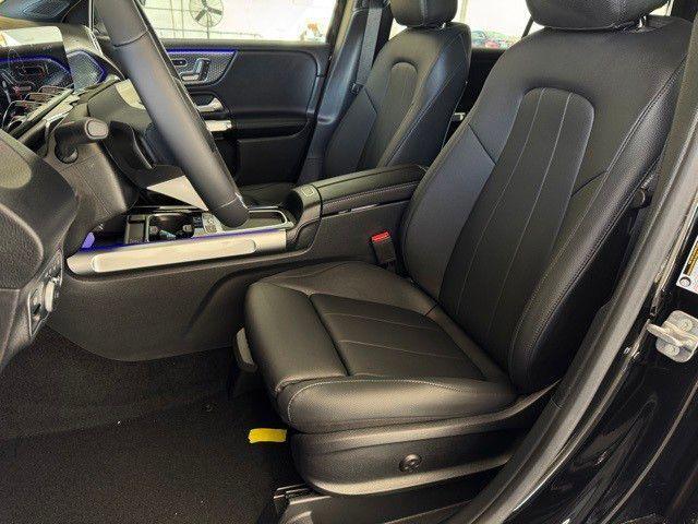 new 2025 Mercedes-Benz GLB 250 car, priced at $47,145