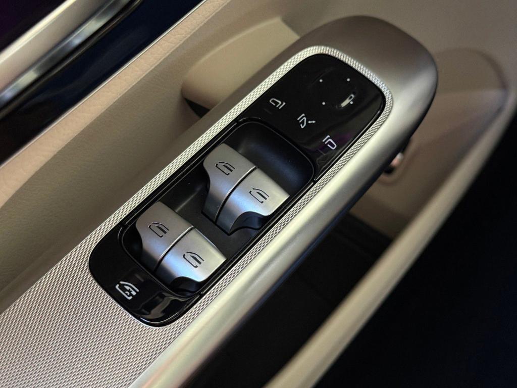 new 2026 Mercedes-Benz GLC 300 car, priced at $55,985