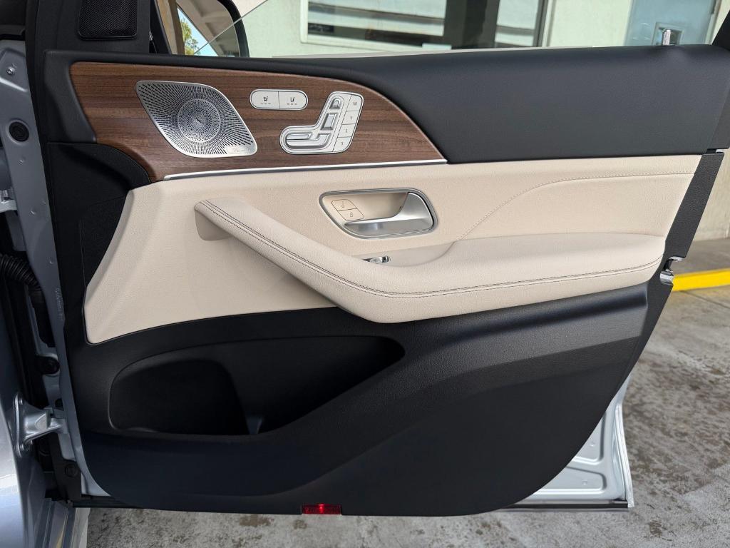 new 2026 Mercedes-Benz GLE 350 car, priced at $77,080