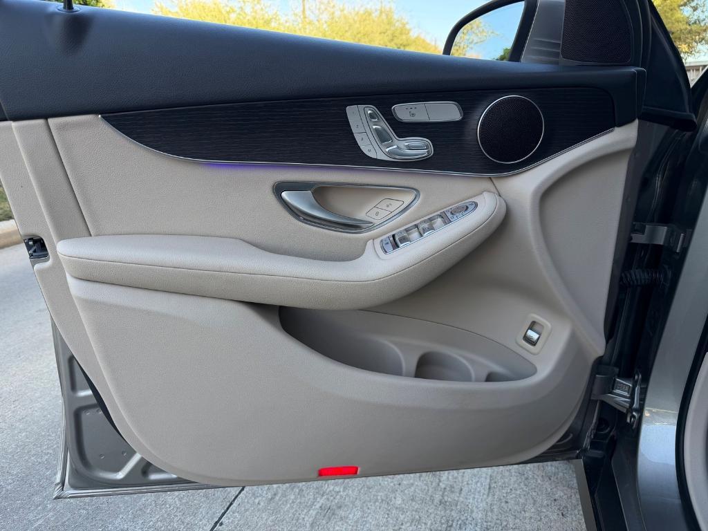 used 2022 Mercedes-Benz GLC 300 car, priced at $34,880