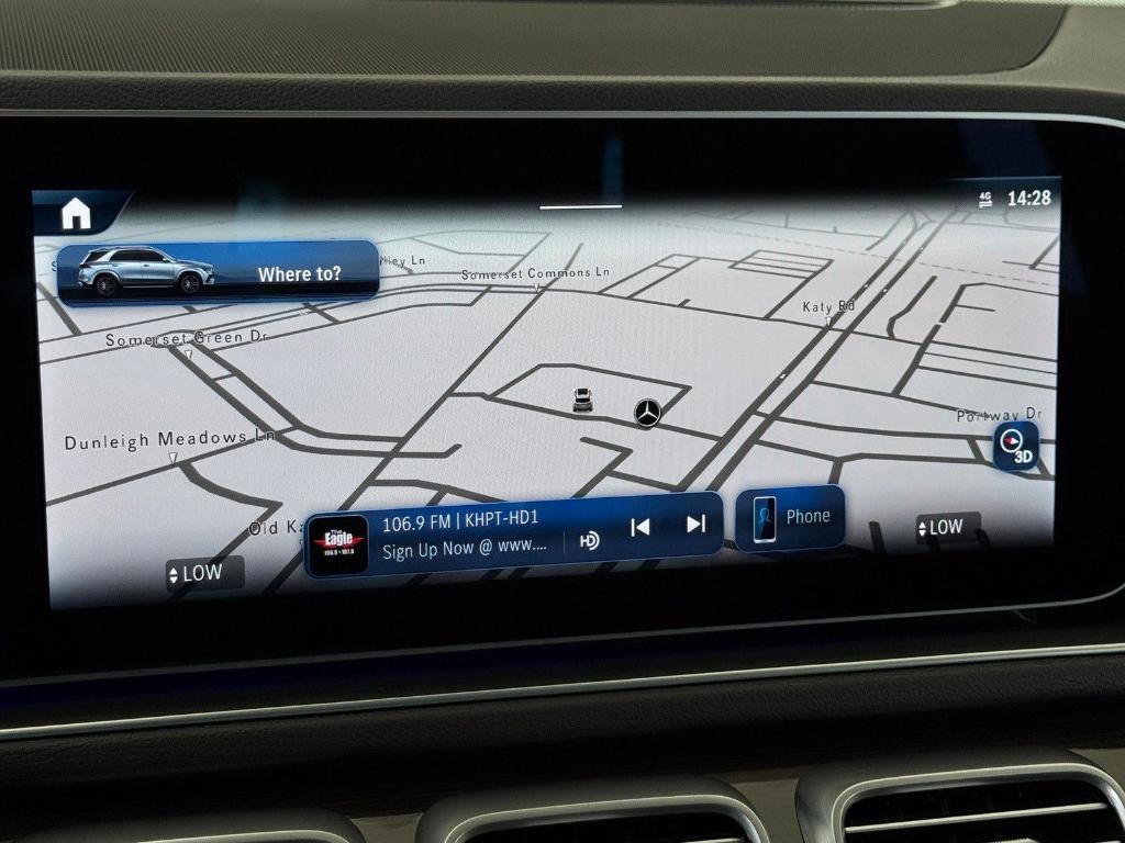 new 2026 Mercedes-Benz GLE 450 car, priced at $83,235