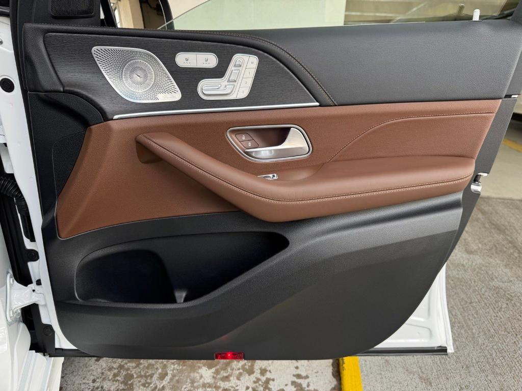 new 2026 Mercedes-Benz AMG GLE 53 car, priced at $97,260