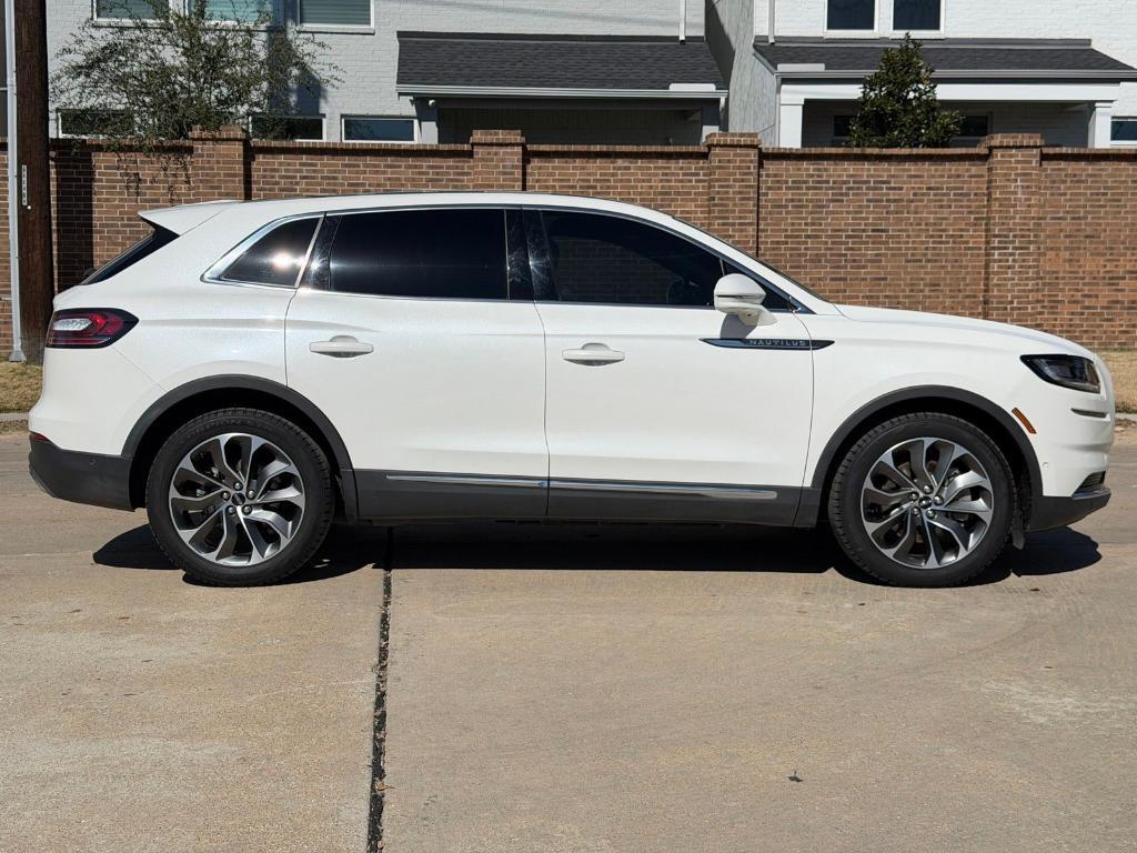 used 2021 Lincoln Nautilus car, priced at $27,440