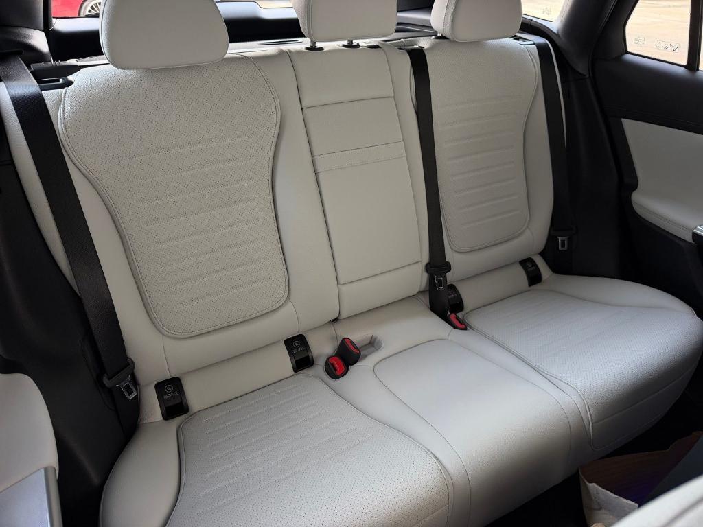 new 2026 Mercedes-Benz GLC 300 car, priced at $59,200