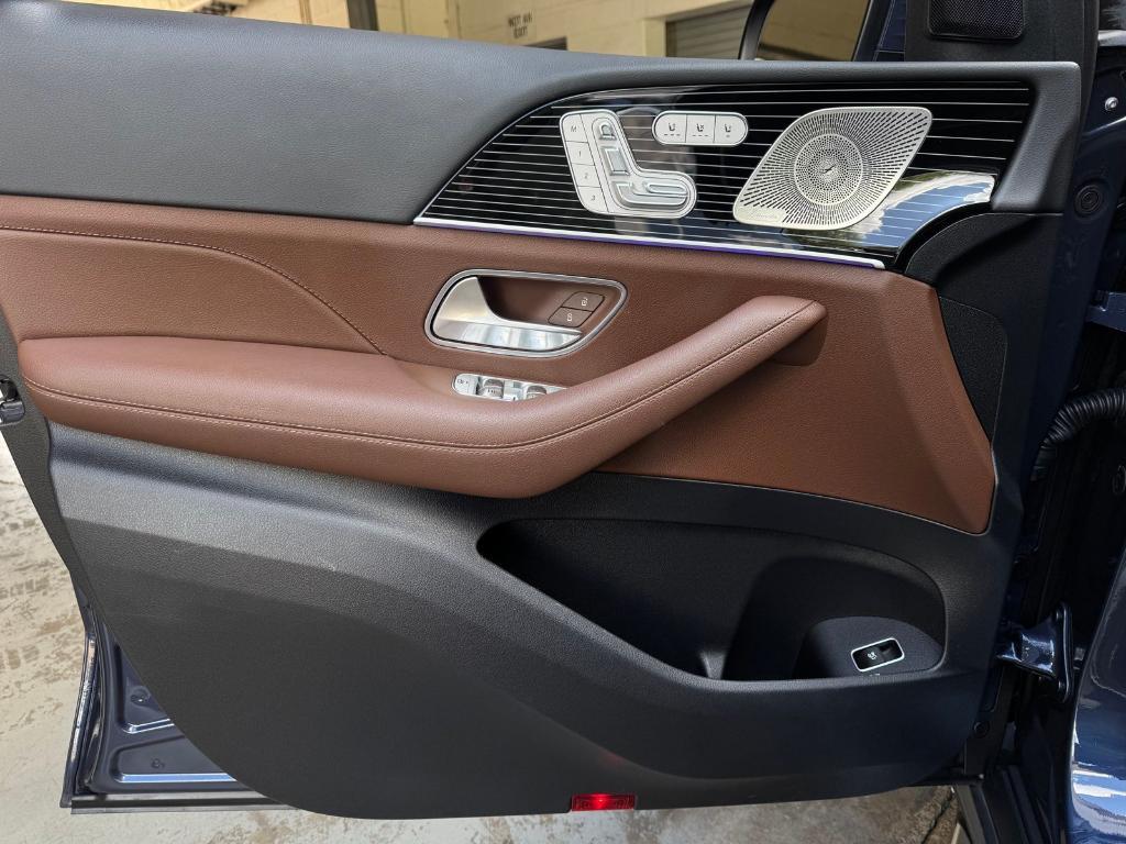 used 2025 Mercedes-Benz GLE 350 car, priced at $56,880