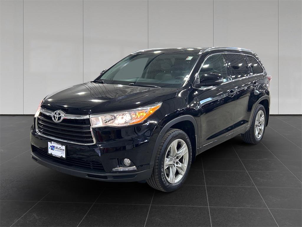 used 2016 Toyota Highlander car, priced at $19,987