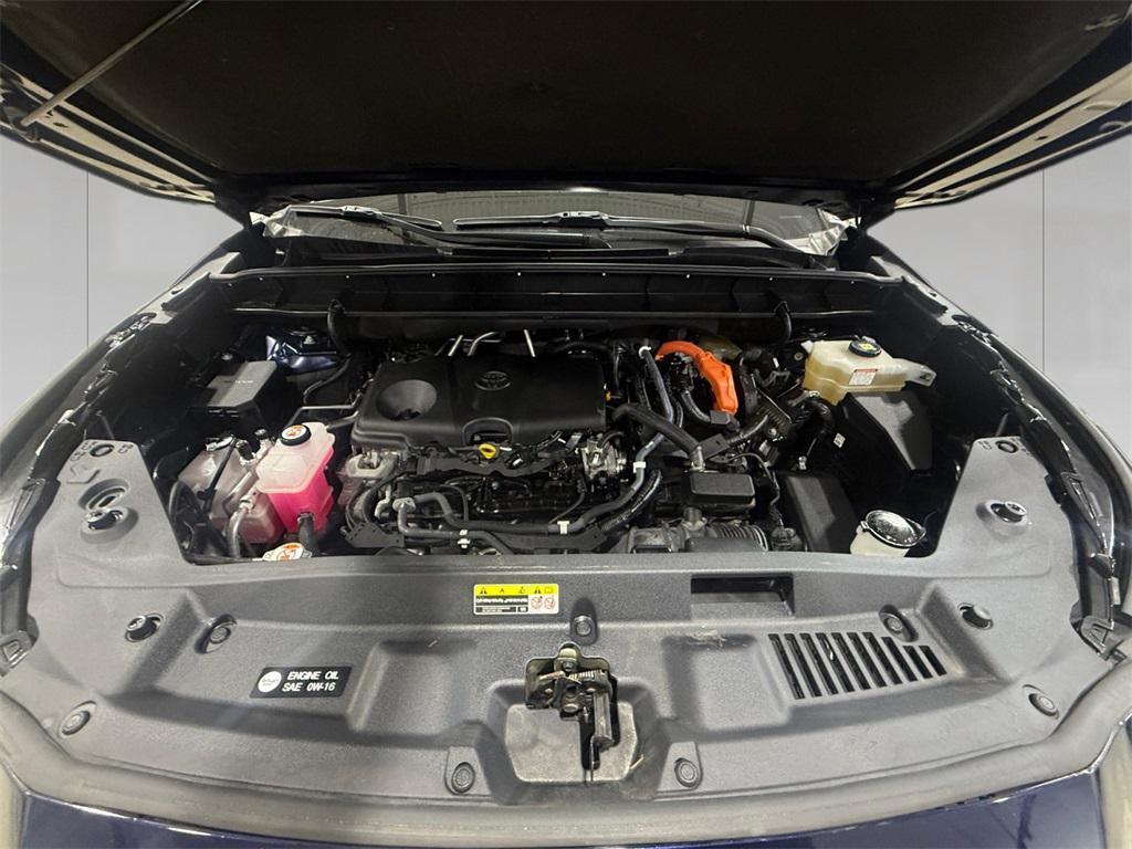 used 2022 Toyota Highlander Hybrid car, priced at $37,998