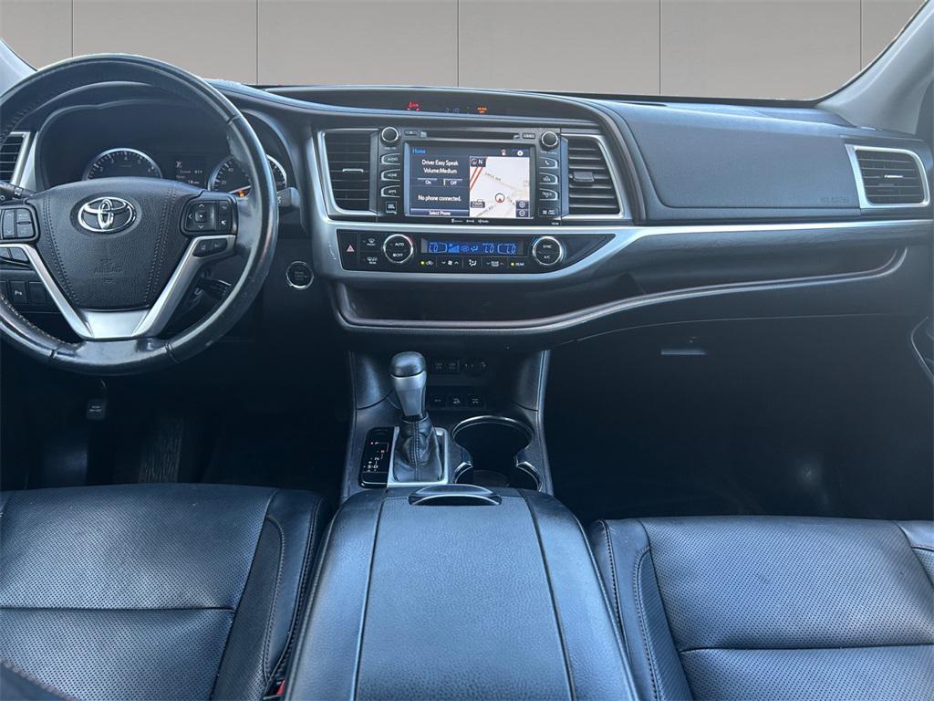 used 2018 Toyota Highlander car, priced at $22,671