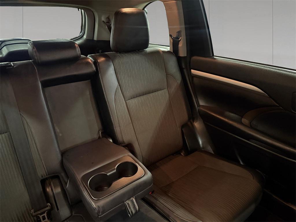 used 2017 Toyota Highlander car, priced at $18,958