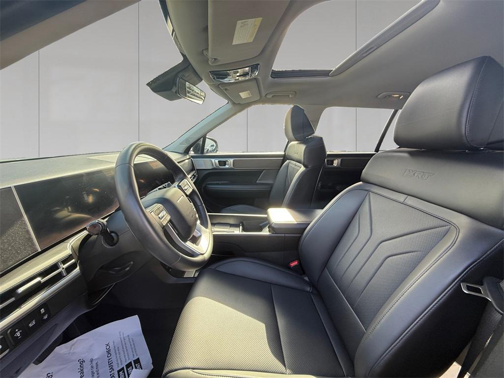 used 2024 Hyundai Santa Fe car, priced at $30,998