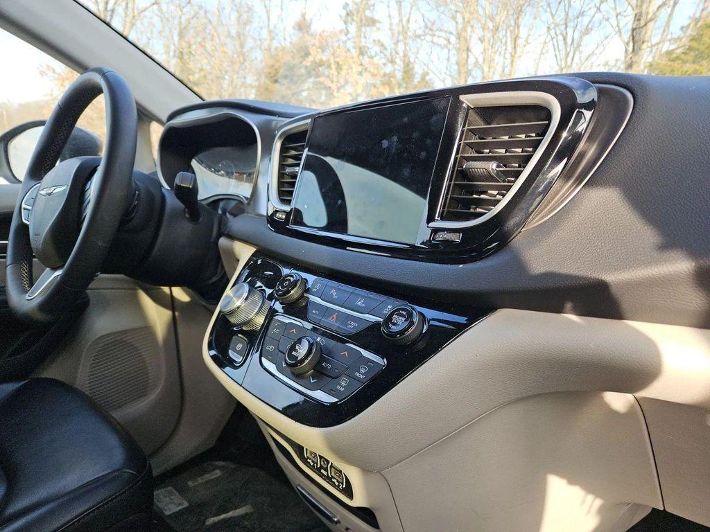 used 2023 Chrysler Pacifica car, priced at $24,061
